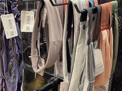 -lululemon(上海浦东IFC店)