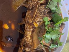 酱炖鱼-明月食府(二区干二路店)