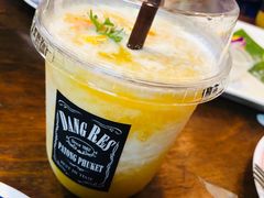 -Dang restaurant (patong phuket)