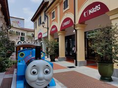 -佛罗伦萨小镇广佛名品奥特莱斯(疏港路店)