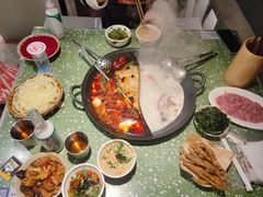-五里关火锅(上海鑫耀·光环Live店)