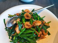 韭菜苔炒河虾-湖里春风·淮扬菜(丽泽天街店)