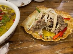 -清真·玛丽亚新疆菜主题餐厅(浙江中路店)