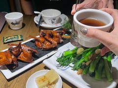红烧乳鸽-大鸽饭(岗顶店)