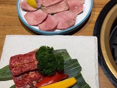-炼火烤肉店