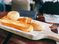 -YUE·6·西式融合餐厅(外滩六号店)