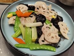 荷塘五秀-海宝酒家(中山四路店)