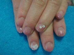 android_upload_pic-艾妃罗高科美肤美甲美睫健康管理