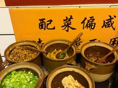 -矮子粉店1985·长沙米粉(湘春路店)