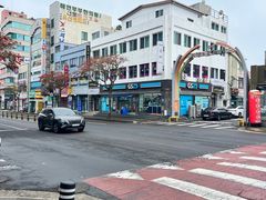 -西归浦每天偶来市场