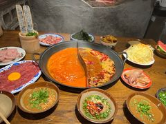 -萍姐火锅·公路夜市(武汉首店)