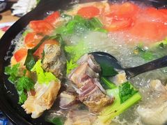 -钰洁腊排骨火锅