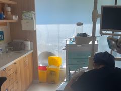 -上海仁爱医院口腔科 · 种植