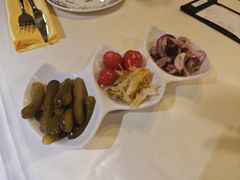 俄式腌菜拼盘-老井俄式餐厅