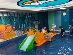 -Swim斯卫姆国际儿童游泳中心(红博中央公园店)