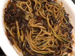 炸酱面-桃园中华料理炸酱面(燕儿岛路店)