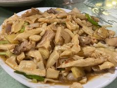 五花肉炒鲜笋-贞楼食莊