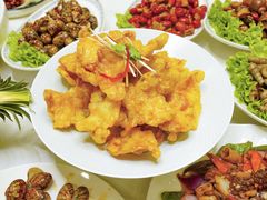 -鑫渔港海鲜本地菜·山海关浑锅(东戴河店)