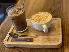 -Common Table · Brunch & Coffee