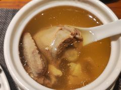 参片乳鸽汤-肴约·花园式餐厅(湖里店)