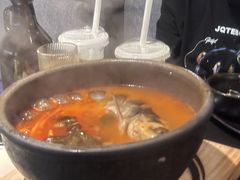 毛辣果酸汤鱼-Ameigo梅果·云贵川bistro(长宁来福士店)