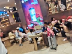 -霸王茶姬(上海恒基名人店)