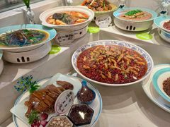 -有红鸡毛店·川菜(建设路店)