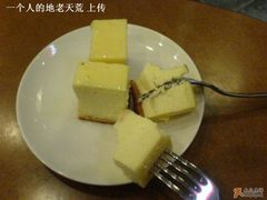 老板送的原味CHEESE&nbsp;CAKE-榖屋house of flour(张江首店)