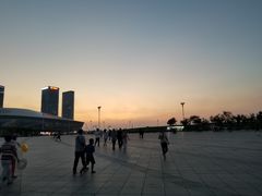 -东港音乐喷泉广场