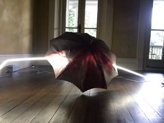 -Nathalie Djurberg与Hans Berg“牛皮纸包裹的月亮”-Prada荣宅当季展览