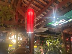 -野山舂·贵州现舂酸汤火锅(鸿通城店)