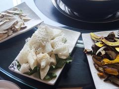 -野菌皇海景野生菌火锅(滨海大道店)