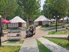 -九十九顶毡房(阜石路店)