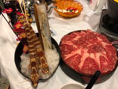 -鲜入围煮花胶鸡海鲜火锅