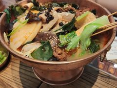 -成都你六姐·牛肉冒菜(上海环宇荟店)