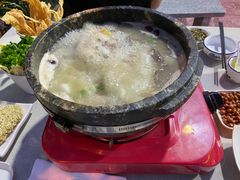 -墨脱石锅椰子鸡•香草鸭•东山羊(大东海店)