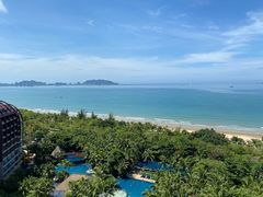 -三亚湾海居铂尔曼度假酒店