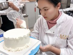 -美斯烘焙培训学院•蛋糕•面包•咖啡(宝安校区)