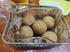 -BHC炸鸡(明洞总店)