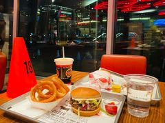 -FATBURGER 特富客汉堡(外交公寓店)