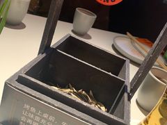 -鸣记脆皮烤鱼·海鲜烤鱼(三八广场店)