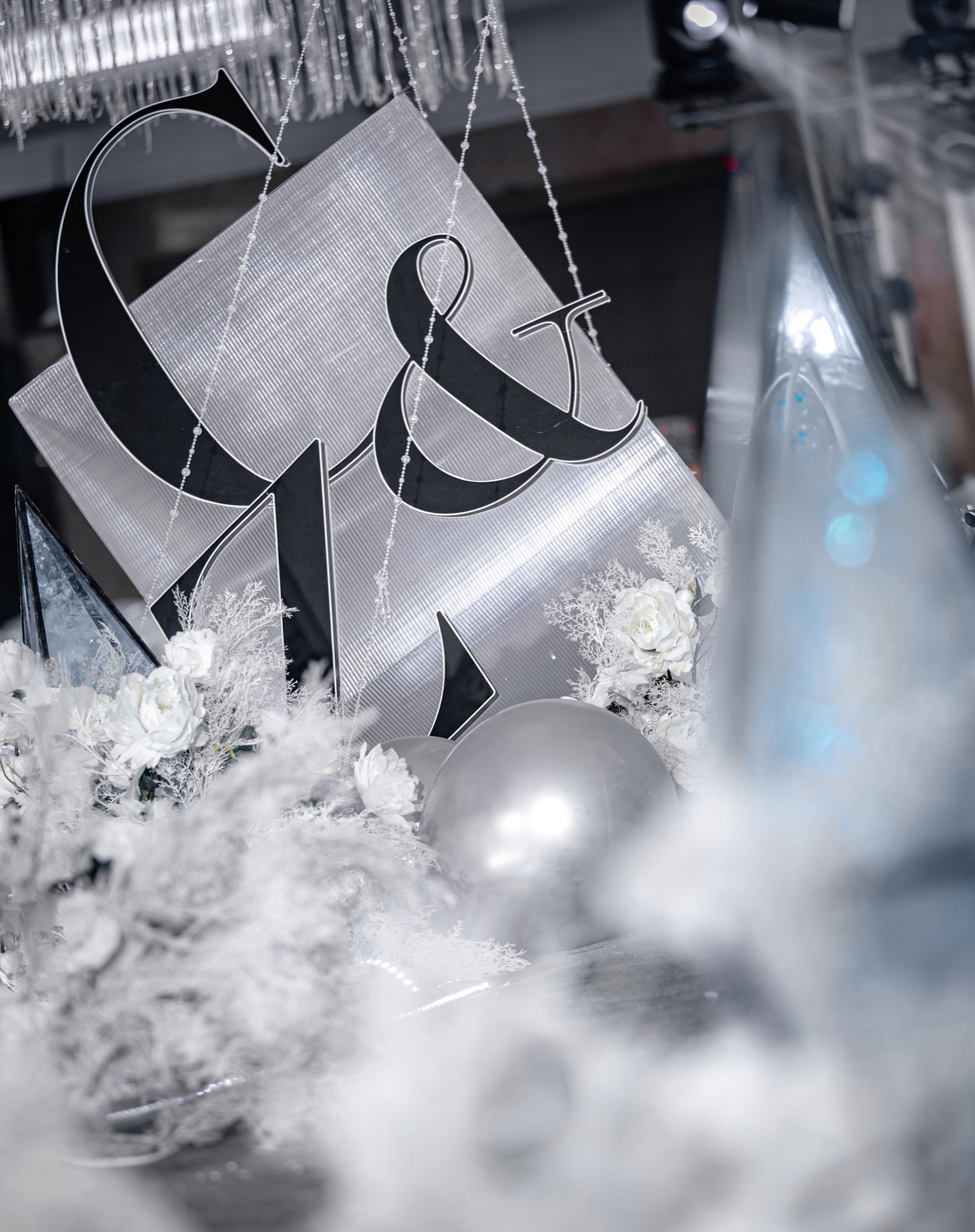 浪漫的银白色婚礼