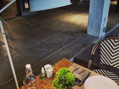 -喜洲吧·江畔老船厂·庭院餐厅(喜临院店)