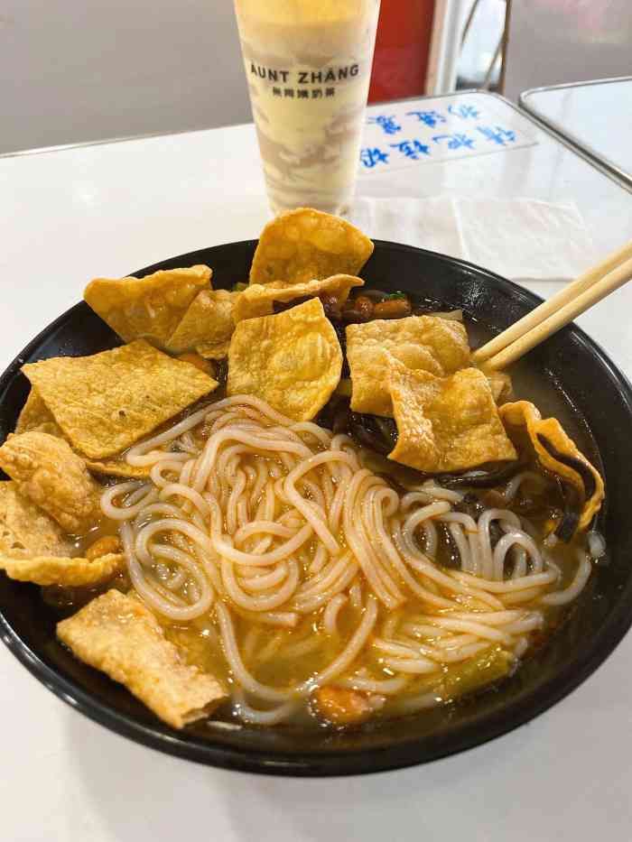 喜哥螺蛳粉(吉大南校店)-"很好吃的一家螺蛳粉,老板人真的很好,量给.