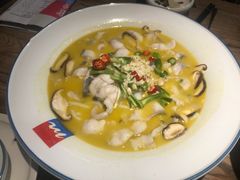 QQ酸汤鱼-蜜桃餐厅·江浙融合菜(荟聚购物中心店)