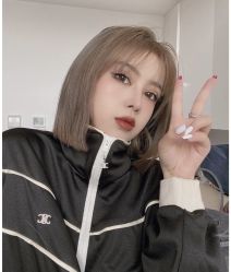 -苏豪路易士·嘉玛发廊