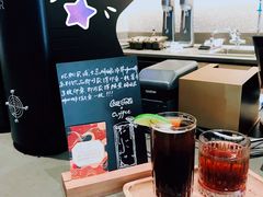 -星巴克臻选(上海合生汇1F店)