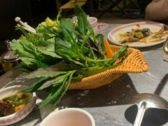 -野山舂·贵州现舂酸汤牛肉(民生路店)