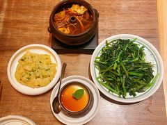 -云海肴云南菜(浦江欢乐颂店)