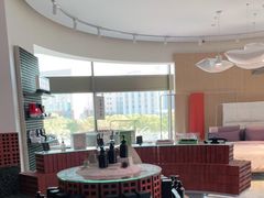 -上海虹桥中心爱琴海亚朵S酒店